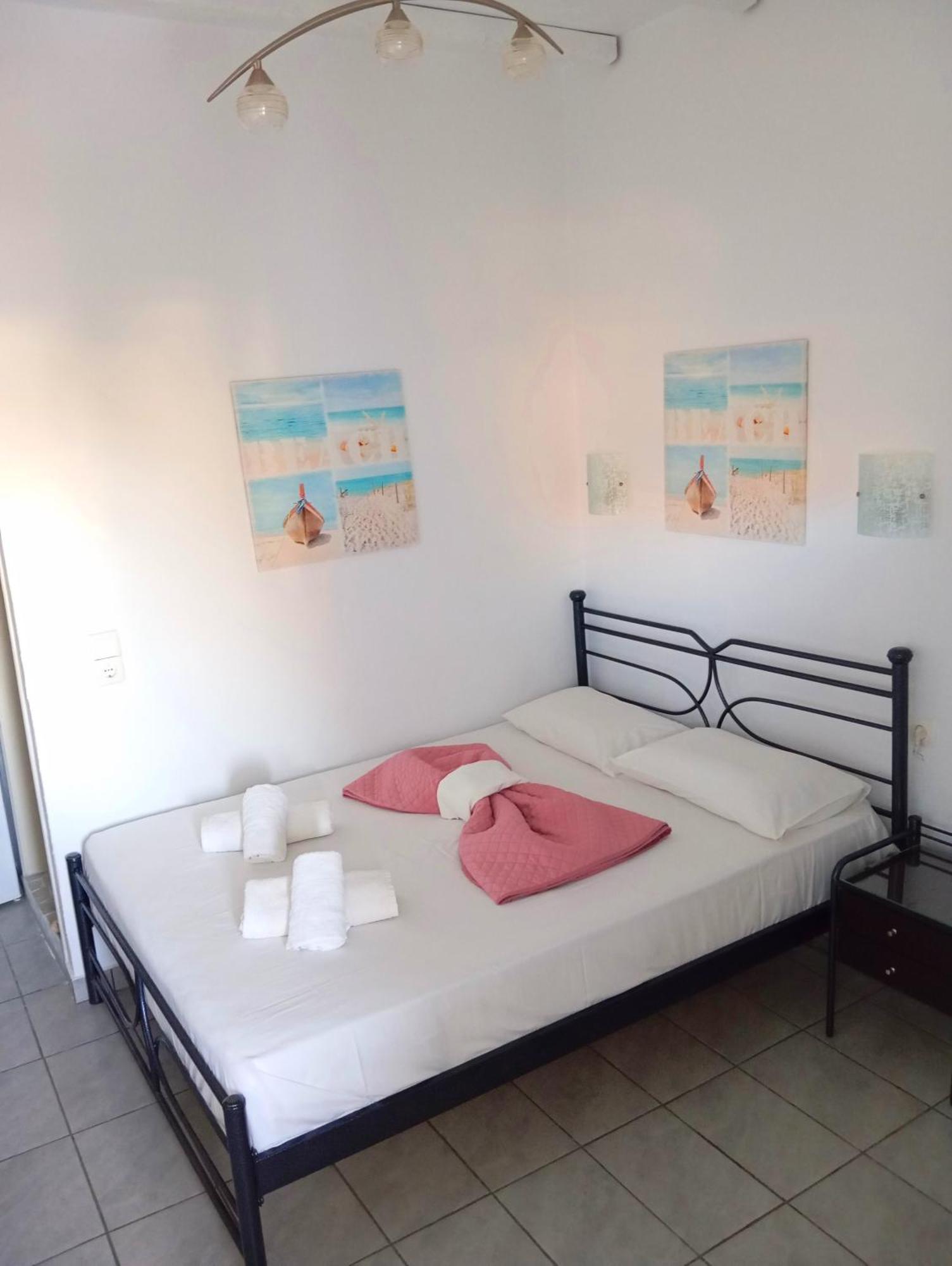 Lucas B Panorama Daire Alopronia Dış mekan fotoğraf