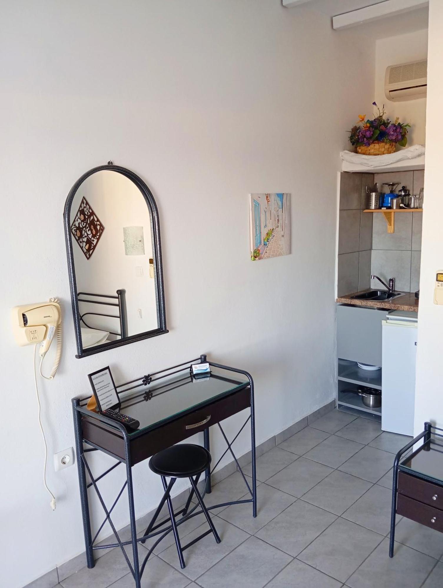 Lucas B Panorama Daire Alopronia Dış mekan fotoğraf