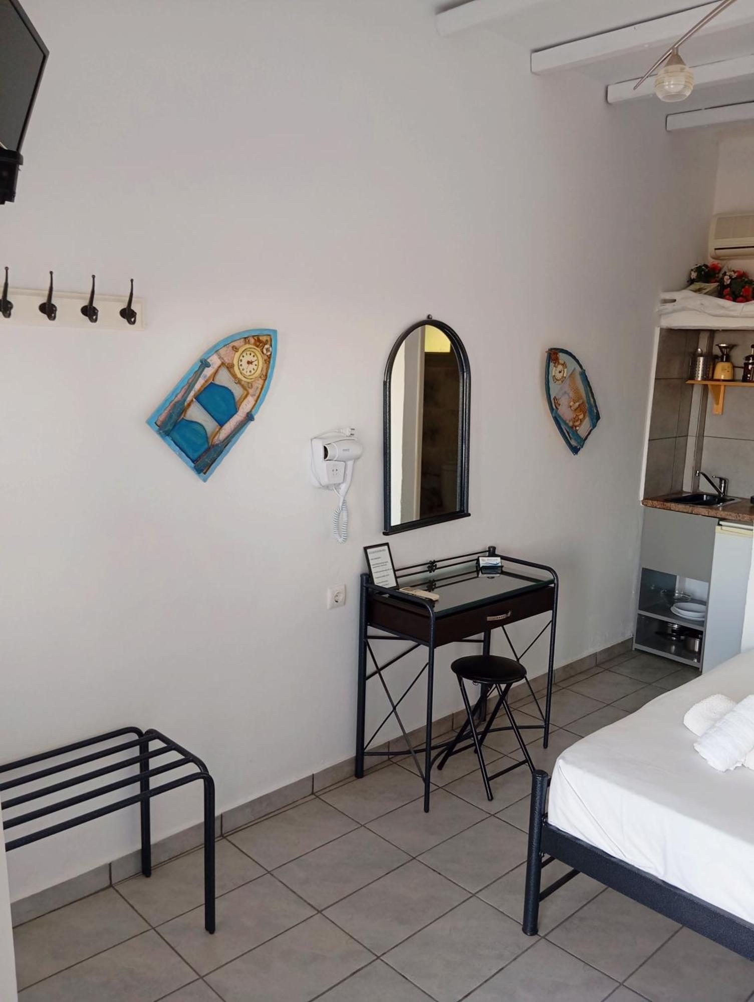 Lucas B Panorama Daire Alopronia Dış mekan fotoğraf
