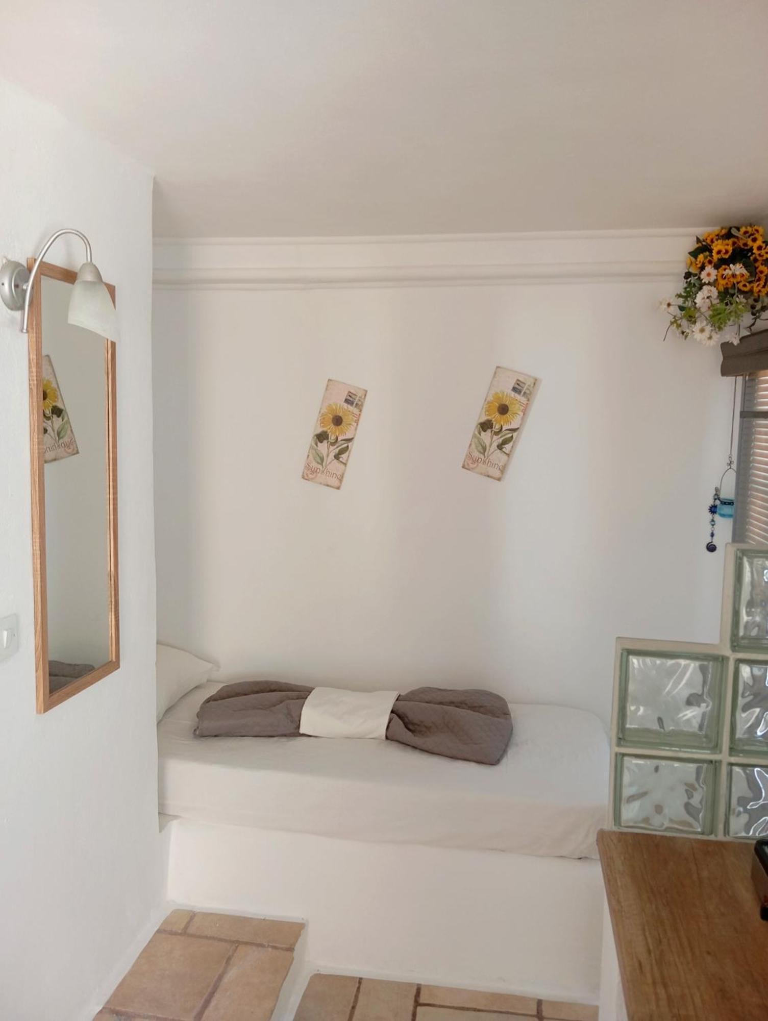 Lucas B Panorama Daire Alopronia Dış mekan fotoğraf