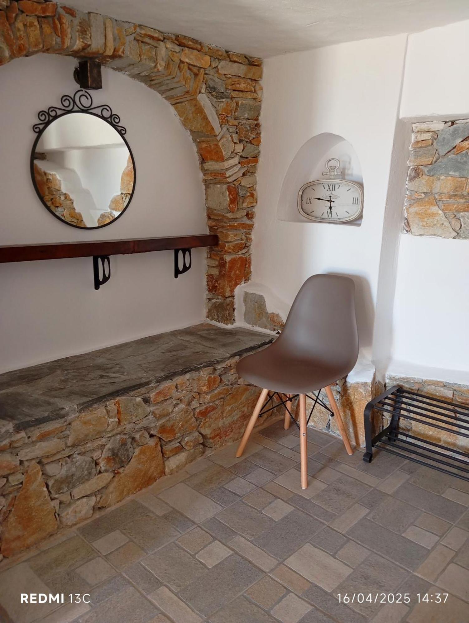 Lucas B Panorama Daire Alopronia Dış mekan fotoğraf